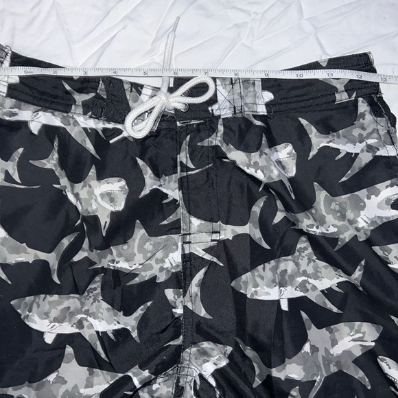 TRUNKS  surf & swim co camo SHARKS​ - Picture 5 of 6